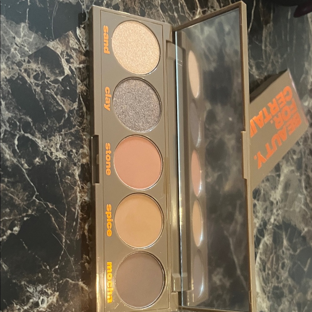 Soft to Sculpted Eyeshadow Palette – Neutral Brown & Gold Shades - Picture 2 of 4